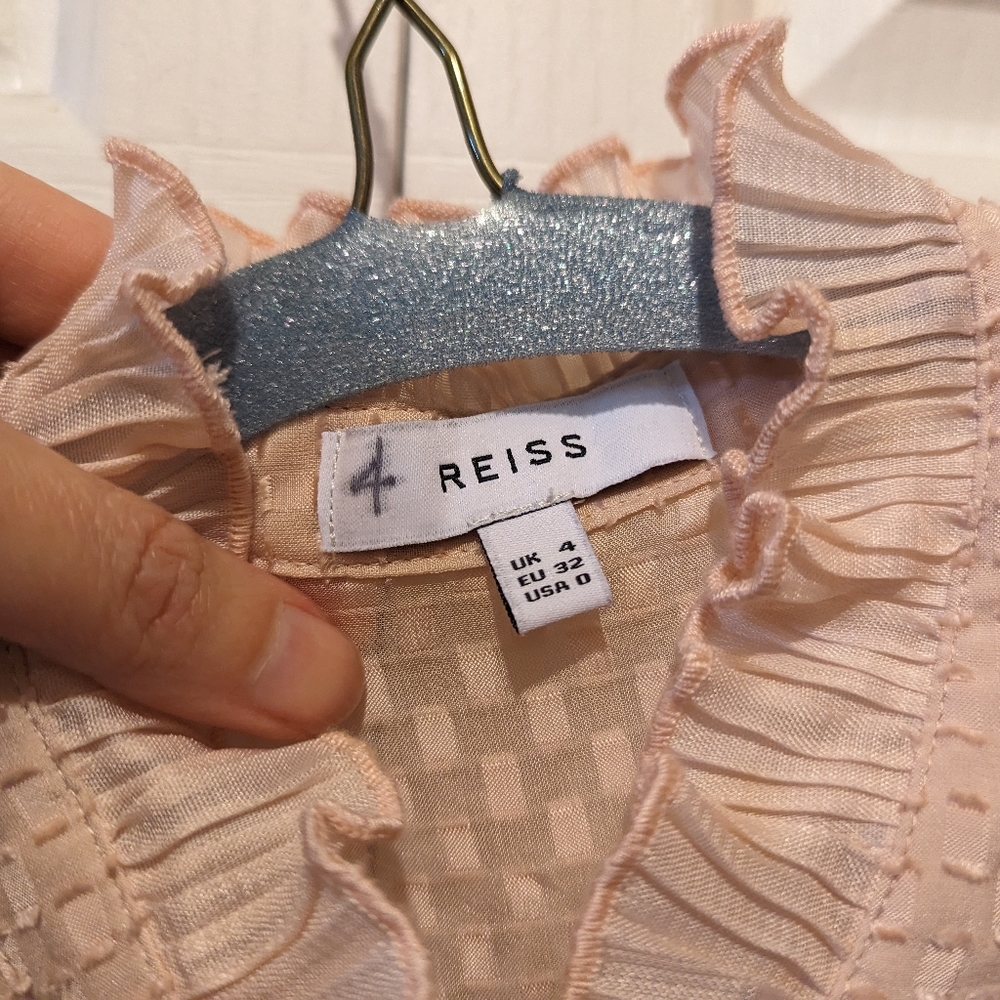 LAST CHANCE 3 for $30 Reiss Taylor Ruffled Pale Pink Blouse Silk Viscose EUC! - Picture 6 of 15